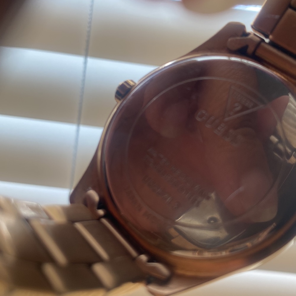 Guess Watch - Picture 4 of 5